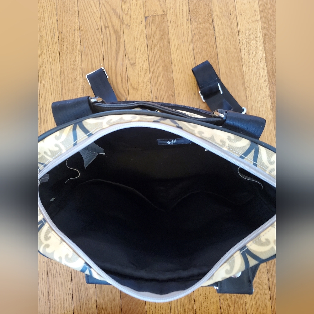 Petunia Pickle Bottom Diaper Bag - Picture 5 of 5